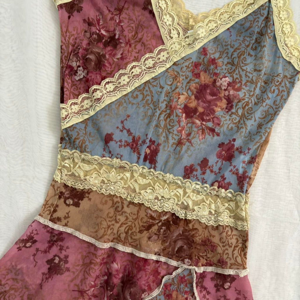Zone Bleue Floral & Lace Mesh