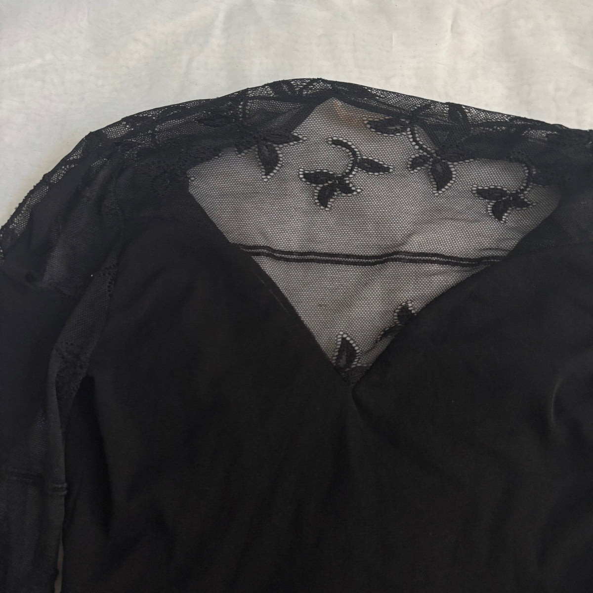 Italian Romantic Vine Asymmetrical Sleeve Top