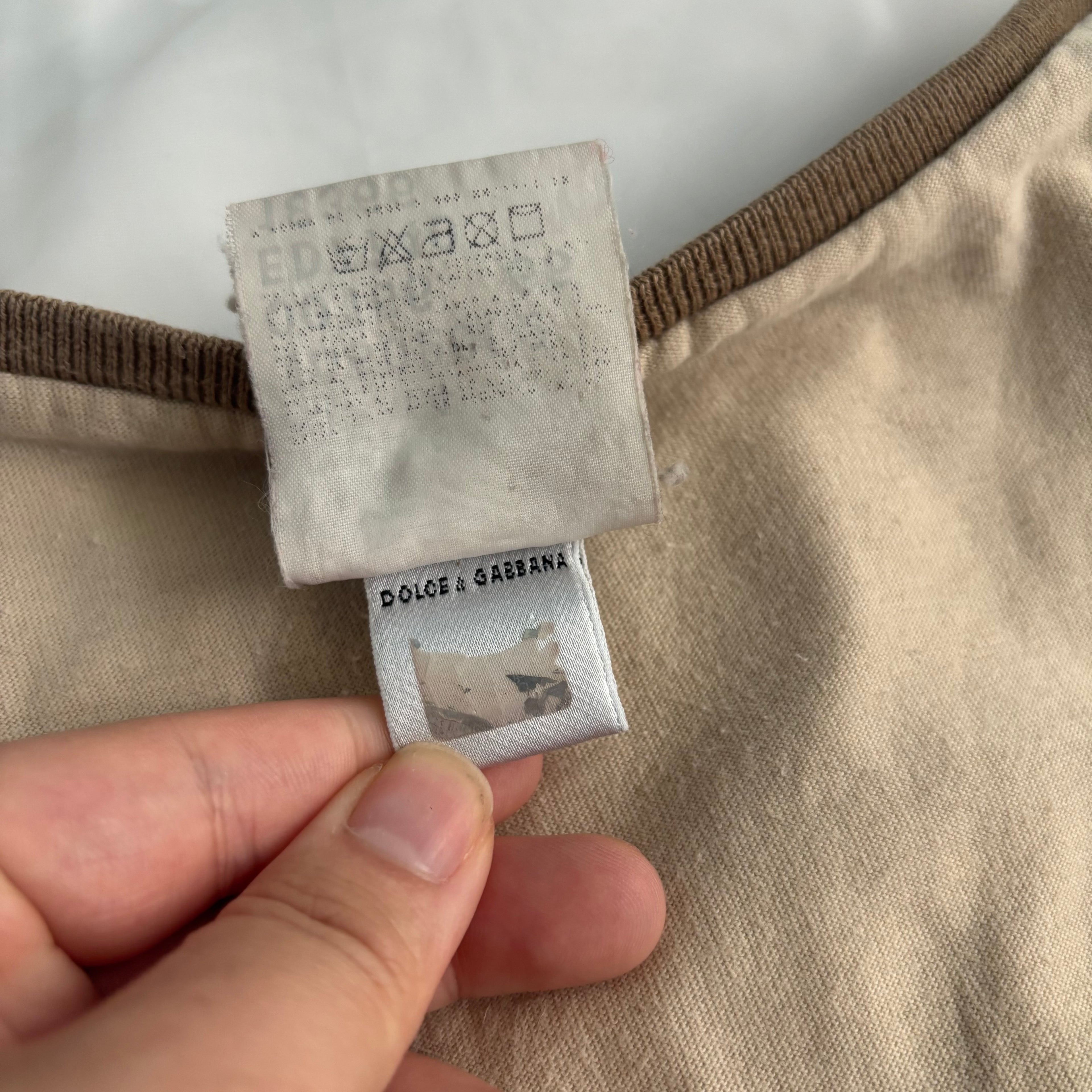 D&G “Always Check the Label” Button Top